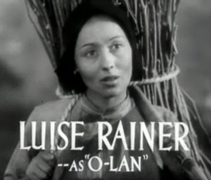 Luise_Rainer_in_The_Good_Earth_trailer_2